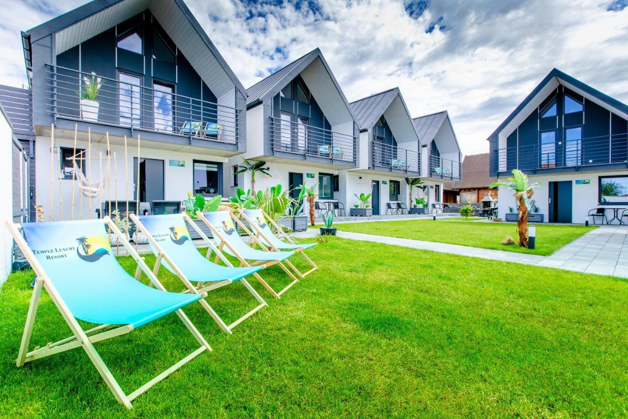 Temple Luxury Resort Rewal Esterno foto