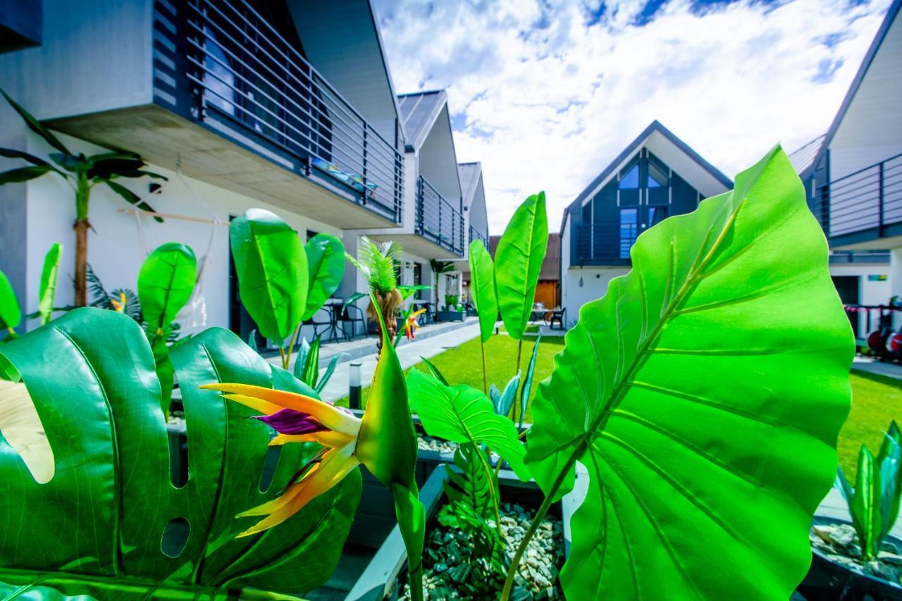 Temple Luxury Resort Rewal Esterno foto